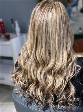 سالن زیبایی آسمانه بیوتی  در  مشهد