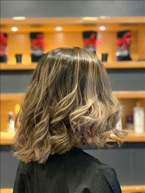 سالن زیبایی سالن زیبایی اوتانا بانو  در  شیراز