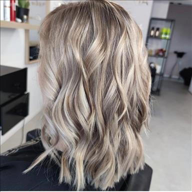 سالن زیبایی سالن زیبایی سارا مددی  در  تهران