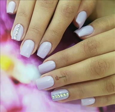 سالن زیبایی سالن زیبایی لیلیوم سرخ  در  تهران