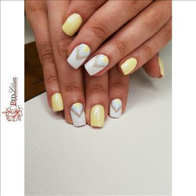 سالن زیبایی سالن زیبایی لیلیوم سرخ  در  تهران