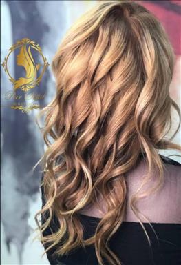 سالن زیبایی سالن زیبایی و آموزشگاه پر سفید  در  رشت