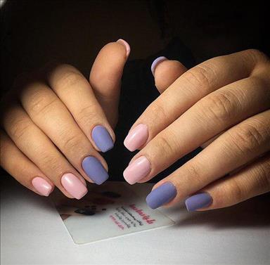 سالن زیبایی کاشت ناخن لی لی نیل   در  مشهد