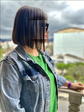 سالن زیبایی زیبایی وخدمات کوتاهی وبافت موی مهر  در  نوشهر