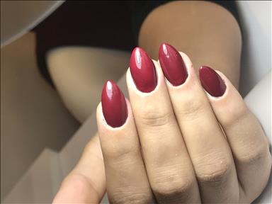 سالن زیبایی خدمات ناخن مهسا حصاری  در  آمل