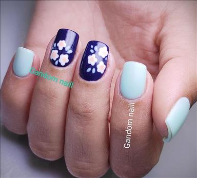 سالن زیبایی کاشت ناخن گندم  در  مشهد