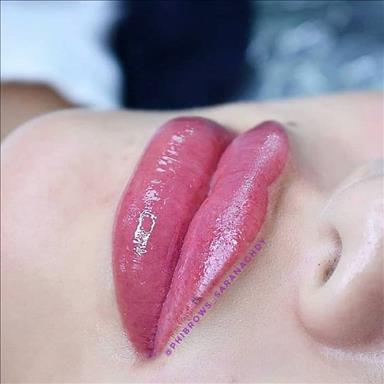 سالن زیبایی مرکز تخصصی فیبروز ابرو و میکروپیگمنتیشن سارا  در  تهران