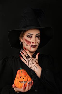 سالن زیبایی سالن زیبایی و مرکز اکستنشن گل  در  اراک