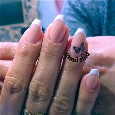 سالن زیبایی نیل شید  در  تهران