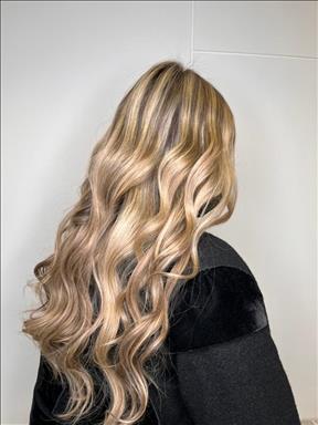 سالن زیبایی سالن زیبایی زهره  در  مشهد