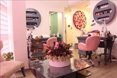 سالن زیبایی سالن زیبایی لاویسا  در  تهران