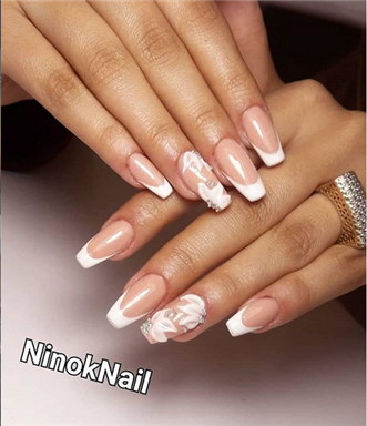 سالن زیبایی کاشت ناخن نینوک  در  اسلامشهر