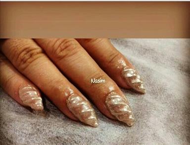 سالن زیبایی نسیم  در  کرمان