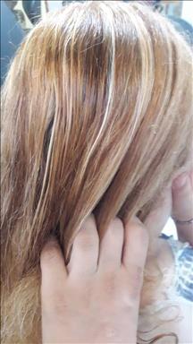 سالن زیبایی سالن زیبایی سفید رو  در  کرمان