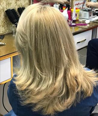 سالن زیبایی سالن زیبایی سرزمین زیبایی  در  کرج