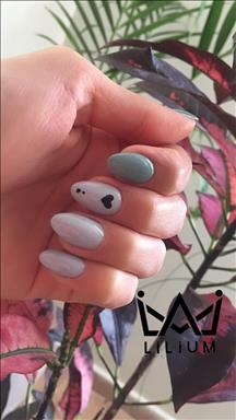 سالن زیبایی خدمات ناخن لیلیوم  در  فردیس