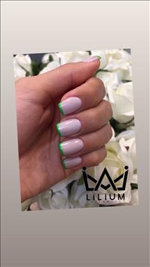 سالن زیبایی خدمات ناخن لیلیوم  در  فردیس