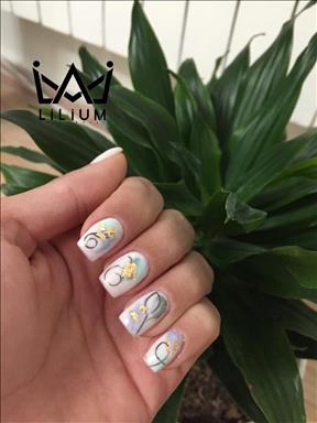 سالن زیبایی خدمات ناخن لیلیوم  در  فردیس