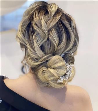 سالن زیبایی سالن زیبایی نیک خواه  در  مشهد