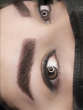 سالن زیبایی  خدمات دیجیتال بلیدینگ و میکرو نوروزی  در  مشهد