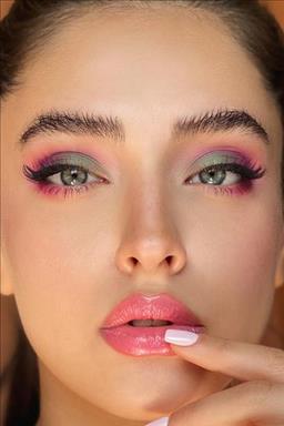 سالن زیبایی سالن زیبایی سرزمین زیبایی  در  کرج