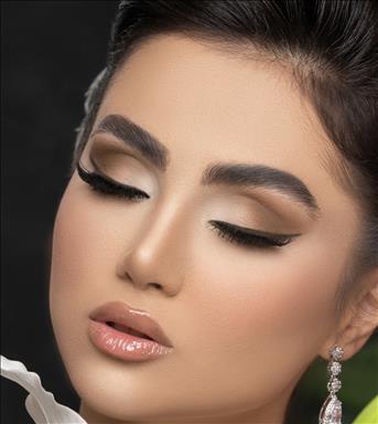 سالن زیبایی خدمات زیبایی نینا احمدی  در  مشهد