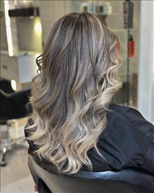 سالن زیبایی زیبایی امینه سجادی  در  مشهد