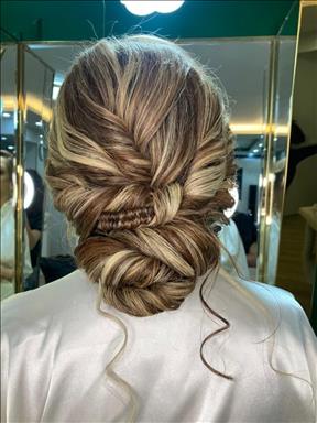 سالن زیبایی زیبایی نغمه پویا  در  مشهد