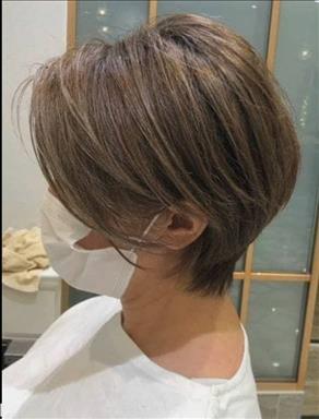 سالن زیبایی سالن زیبایی تک  در  بندر انزلی