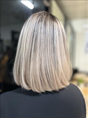 سالن زیبایی سالن زیبایی برلیان  در  کرج