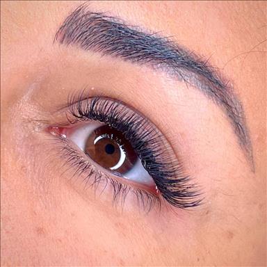 سالن زیبایی سالن زیبایی بانوی فروردین  در  همدان