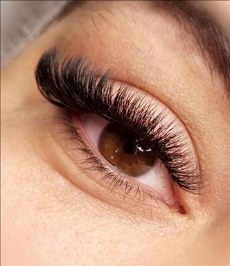 سالن زیبایی زیبایی بانو رخشنده  در  مشهد