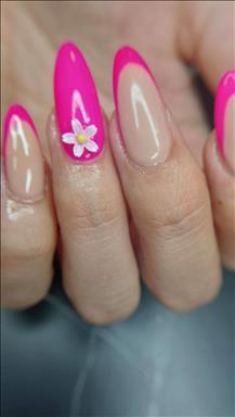 سالن زیبایی زیبایی بانو رخشنده  در  مشهد