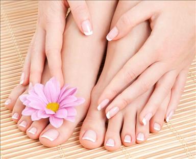 سالن زیبایی خدمات پدیکور  در  مشهد