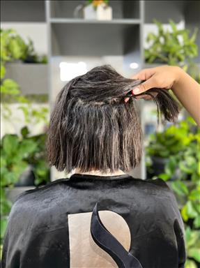 سالن زیبایی خدمات مو بهناز حلاج  در  مشهد