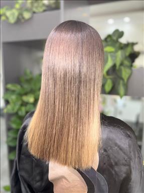 سالن زیبایی خدمات مو بهناز حلاج  در  مشهد