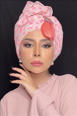 سالن زیبایی میکاپ آرتیست نوازش   در  کرج