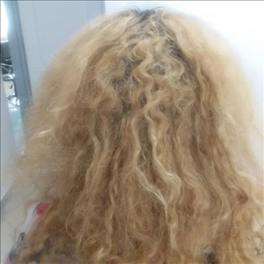 سالن زیبایی کار کراتین درمان ویتامینه بوتا  در  سنندج