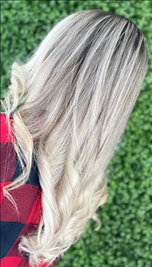 سالن زیبایی عروس سرا و مجموعه زیبایی vip نیلوفر طاهری  در  اسلامشهر