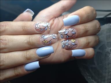 سالن زیبایی Neda nails  در  مشهد