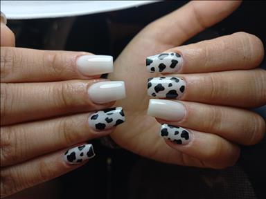 سالن زیبایی Neda nails  در  مشهد