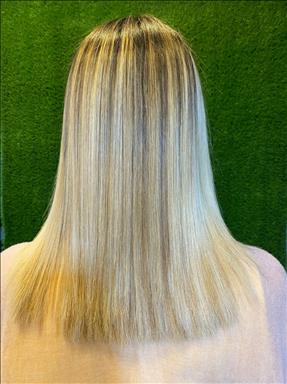 سالن زیبایی زیبایی آزاده یاسری  در  مشهد