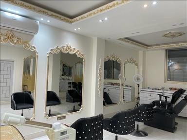 سالن زیبایی آرایشگاه وآموزشگاه لیلا احمدی   در  نجف‌ آباد