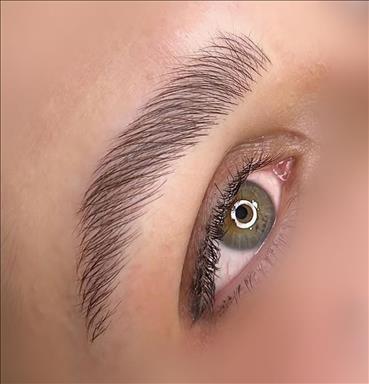 سالن زیبایی میکروبلیدینگ و فیبروز پردیسان  در  مشهد