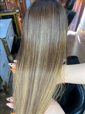 سالن زیبایی خانوم آرایشگر  در  قائم شهر