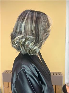 سالن زیبایی سالن زیبایی الهه رمضان خانی  در  کرج