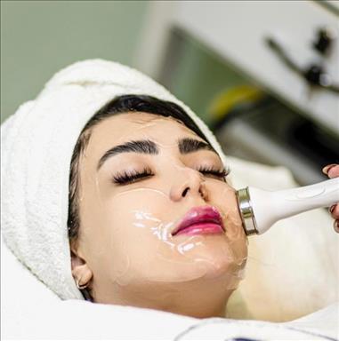 سالن زیبایی آموزشگاه و سالن زیبایی ماهانا  در  مشهد